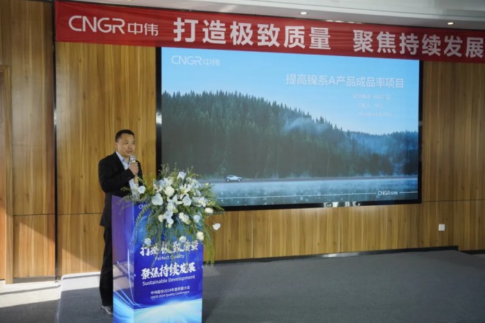 �������ʹ���-׷�󿵽�,����һ������