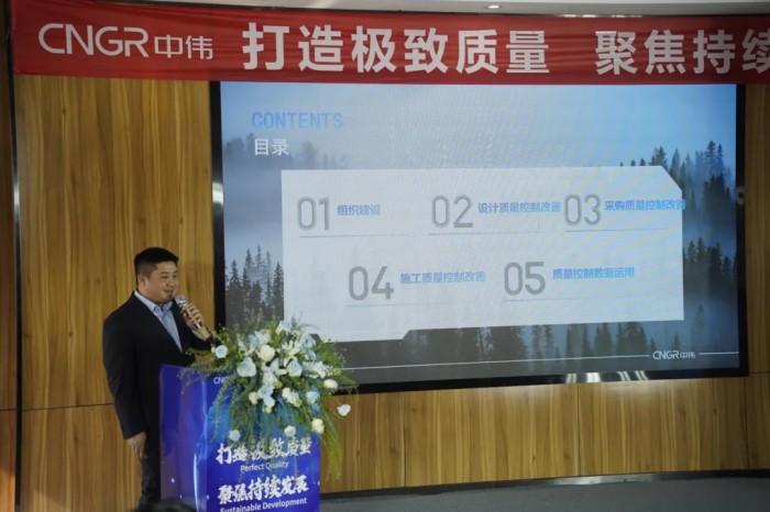 �������ʹ���-׷�󿵽�,����һ������