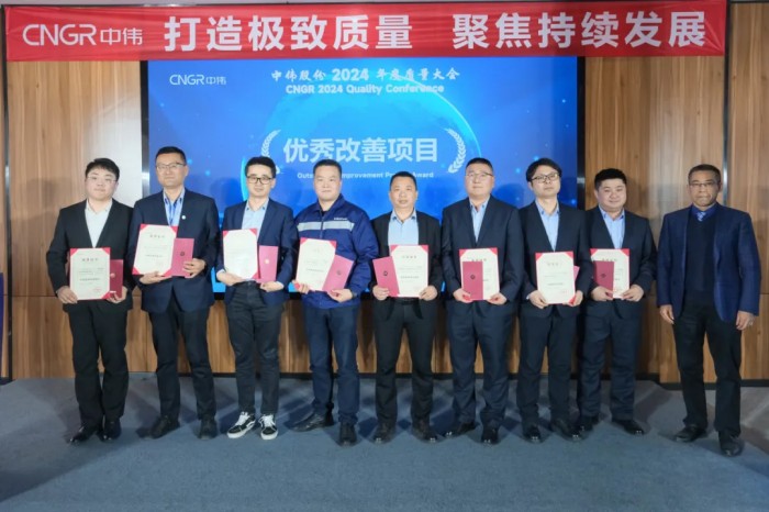 �������ʹ���-׷�󿵽�,����һ������