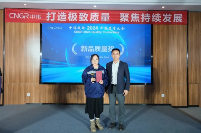 �������ʹ���-׷�󿵽�,����һ������