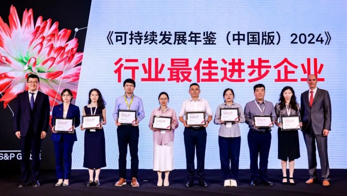 �������ʹ���-׷�󿵽�,����һ������