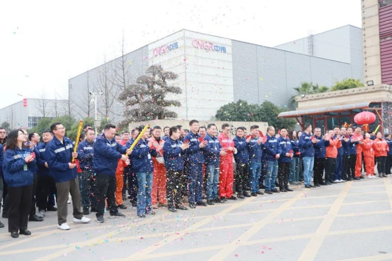 �������ʹ���-׷�󿵽�,����һ������