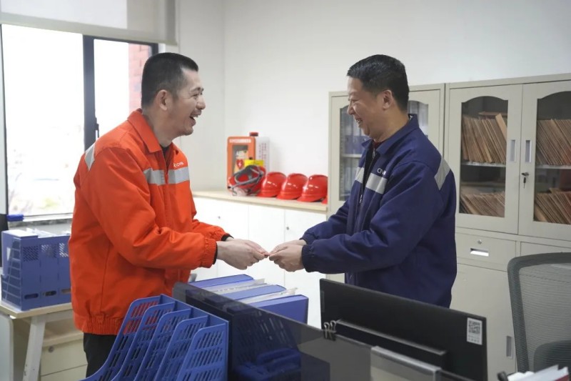 �������ʹ���-׷�󿵽�,����һ������