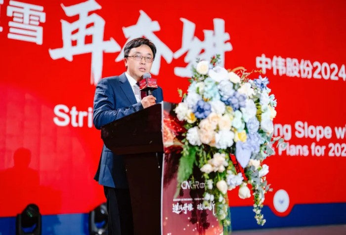 �������ʹ���-׷�󿵽�,����һ������