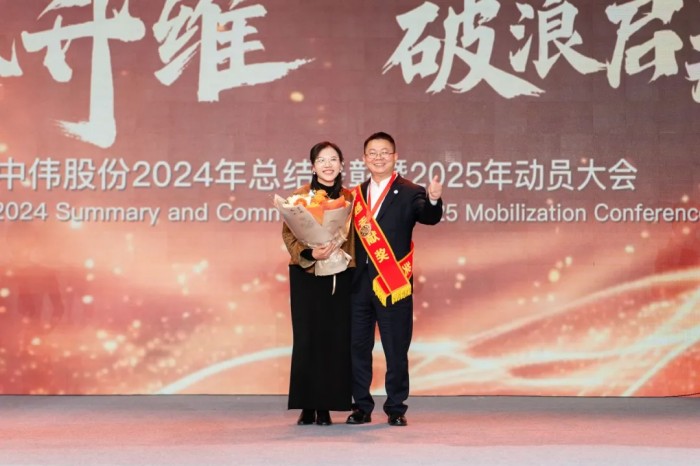 �������ʹ���-׷�󿵽�,����һ������