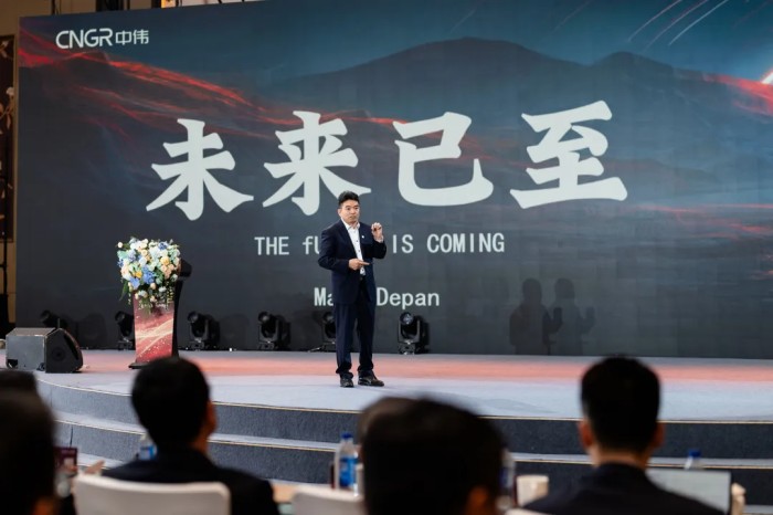 �������ʹ���-׷�󿵽�,����һ������