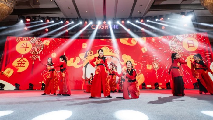 �������ʹ���-׷�󿵽�,����һ������