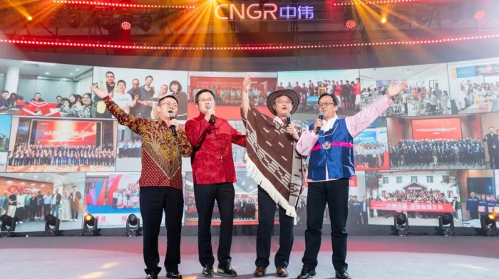 �������ʹ���-׷�󿵽�,����һ������