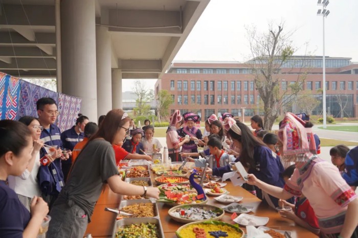 �������ʹ���-׷�󿵽�,����һ������