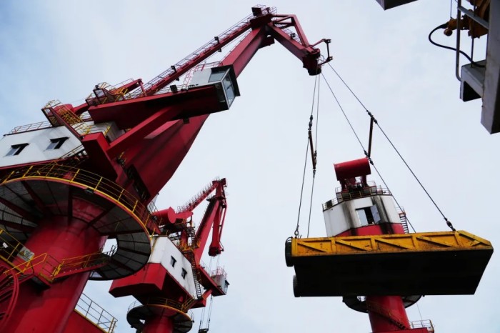 �������ʹ���-׷�󿵽�,����һ������