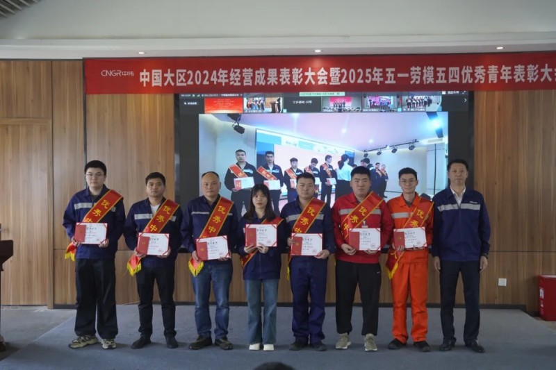 �������ʹ���-׷�󿵽�,����һ������