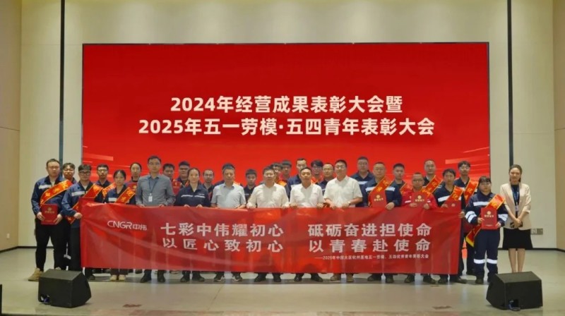 �������ʹ���-׷�󿵽�,����һ������