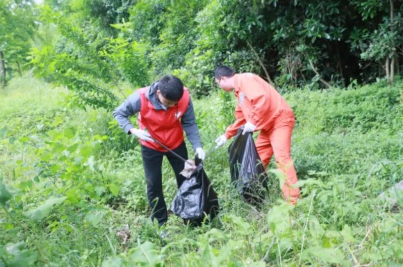 �������ʹ���-׷�󿵽�,����һ������