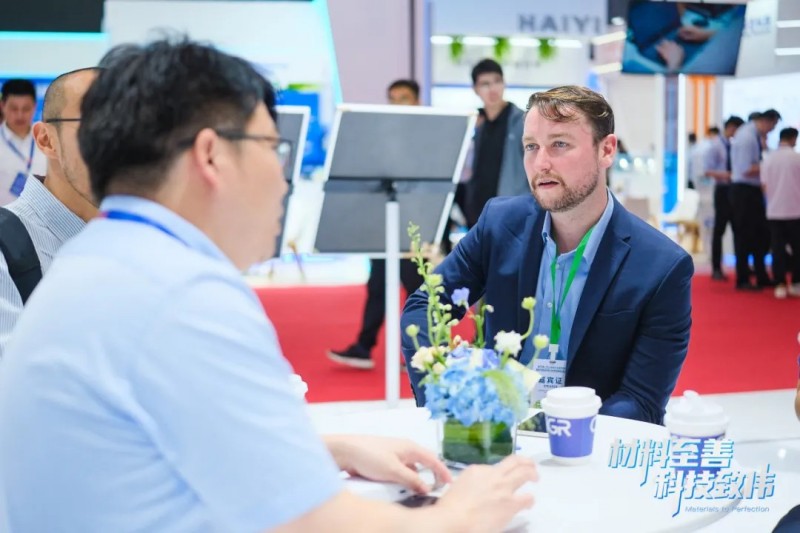 �������ʹ���-׷�󿵽�,����һ������