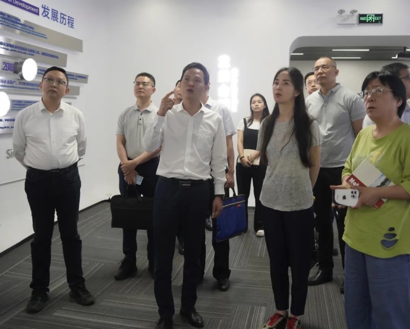 �������ʹ���-׷�󿵽�,����һ������