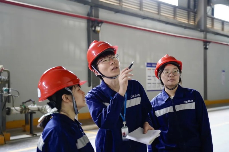 �������ʹ���-׷�󿵽�,����һ������