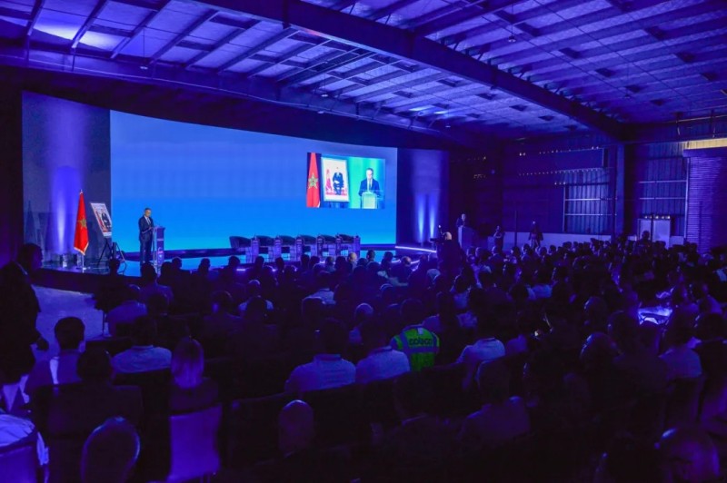 �������ʹ���-׷�󿵽�,����һ������