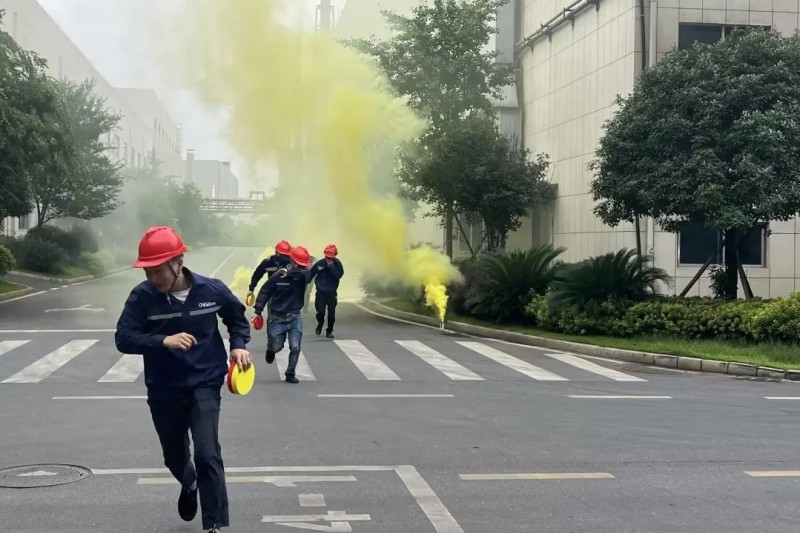 �������ʹ���-׷�󿵽�,����һ������