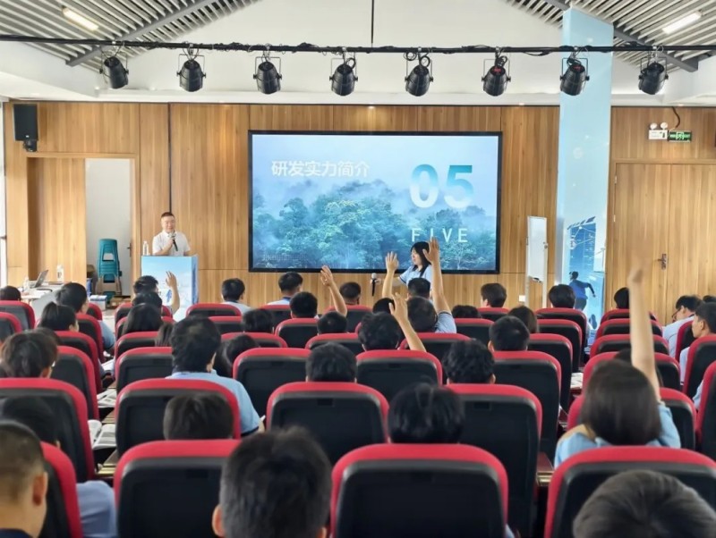 �������ʹ���-׷�󿵽�,����һ������