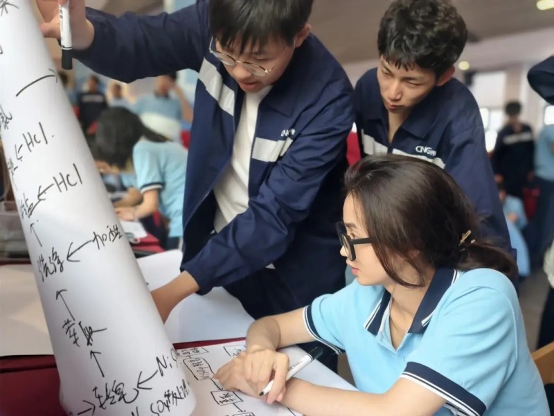 �������ʹ���-׷�󿵽�,����һ������