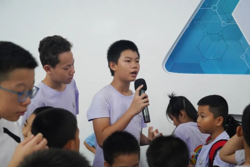 �������ʹ���-׷�󿵽�,����һ������