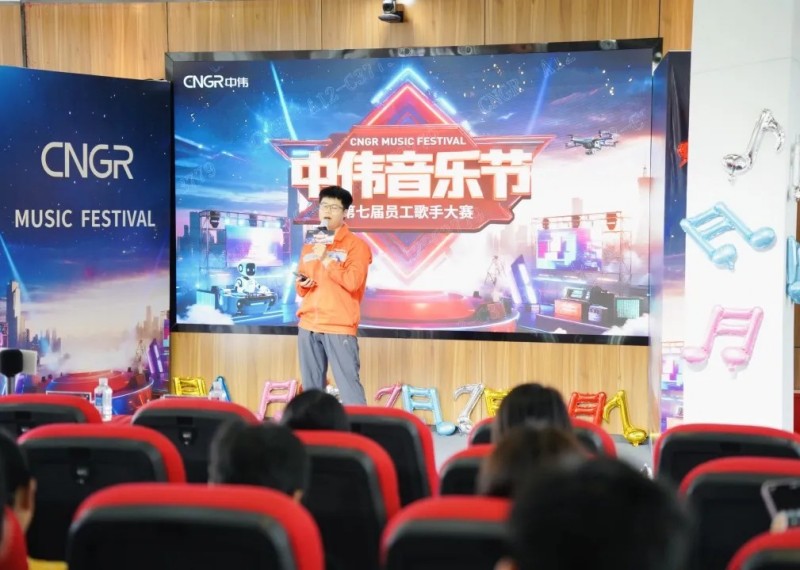 �������ʹ���-׷�󿵽�,����һ������