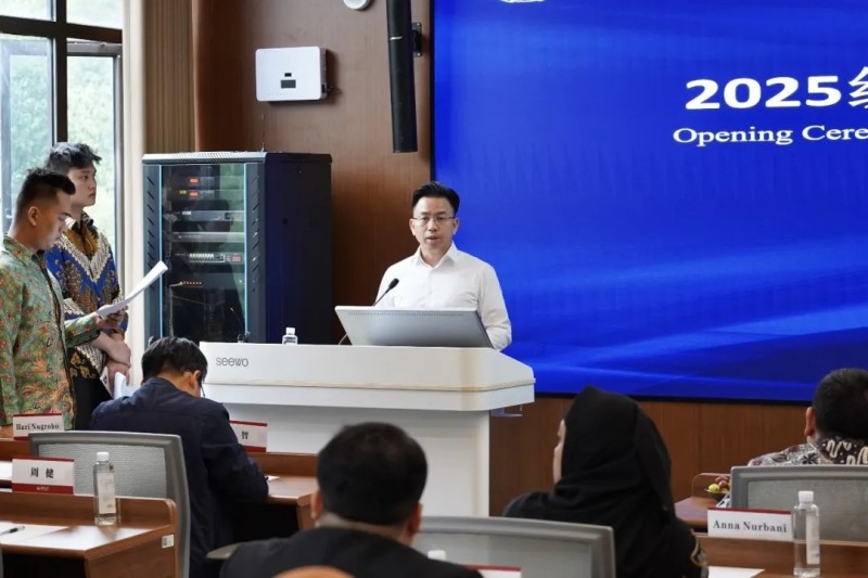 �������ʹ���-׷�󿵽�,����һ������