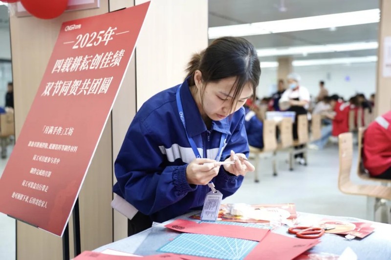 �������ʹ���-׷�󿵽�,����һ������