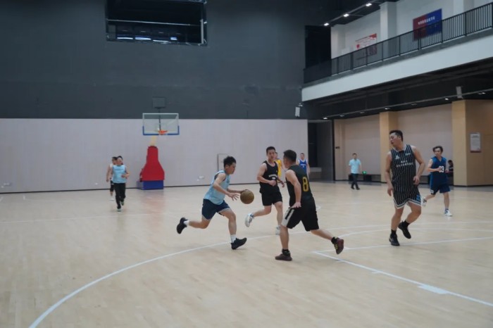 �������ʹ���-׷�󿵽�,����һ������