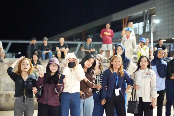 �������ʹ���-׷�󿵽�,����һ������