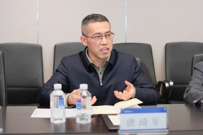 �������ʹ���-׷�󿵽�,����һ������